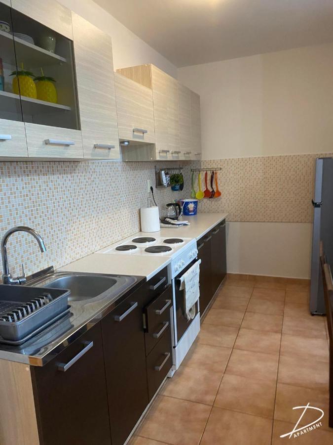 D Apartment Free Private Parking Fast Wi-Fi Нови-Сад Экстерьер фото