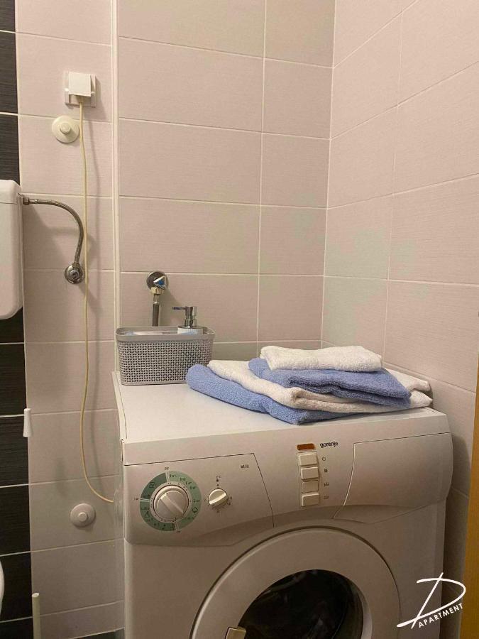 D Apartment Free Private Parking Fast Wi-Fi Нови-Сад Экстерьер фото